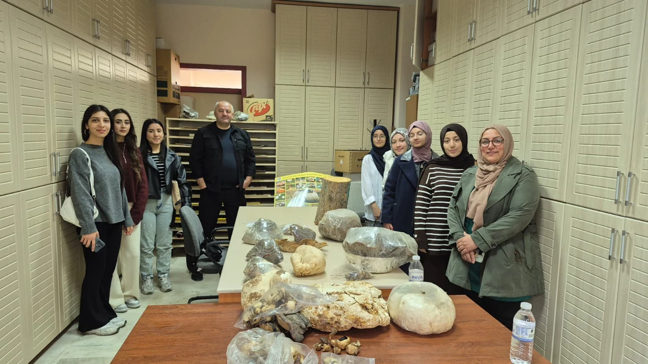 MANTARCILIK UYGULAMA VE ARAŞTIRMA MERKEZİNE TEKNİK GEZİ